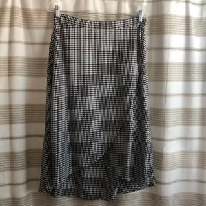 LOFT Black and White Gingham Skirt - Sz. 6
